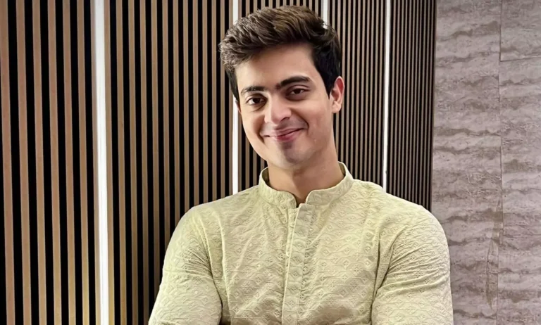 মঞ্চে দিব্যজ্যোতিকে দেখে আবেগঘন মন্তব্য মুখ্যমন্ত্রীর, শিল্পীদের সংগ্রামের কথা তুলে ধরলেন মমতা